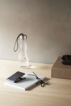 Drickflaska i glas - 0,5 liter - Svart