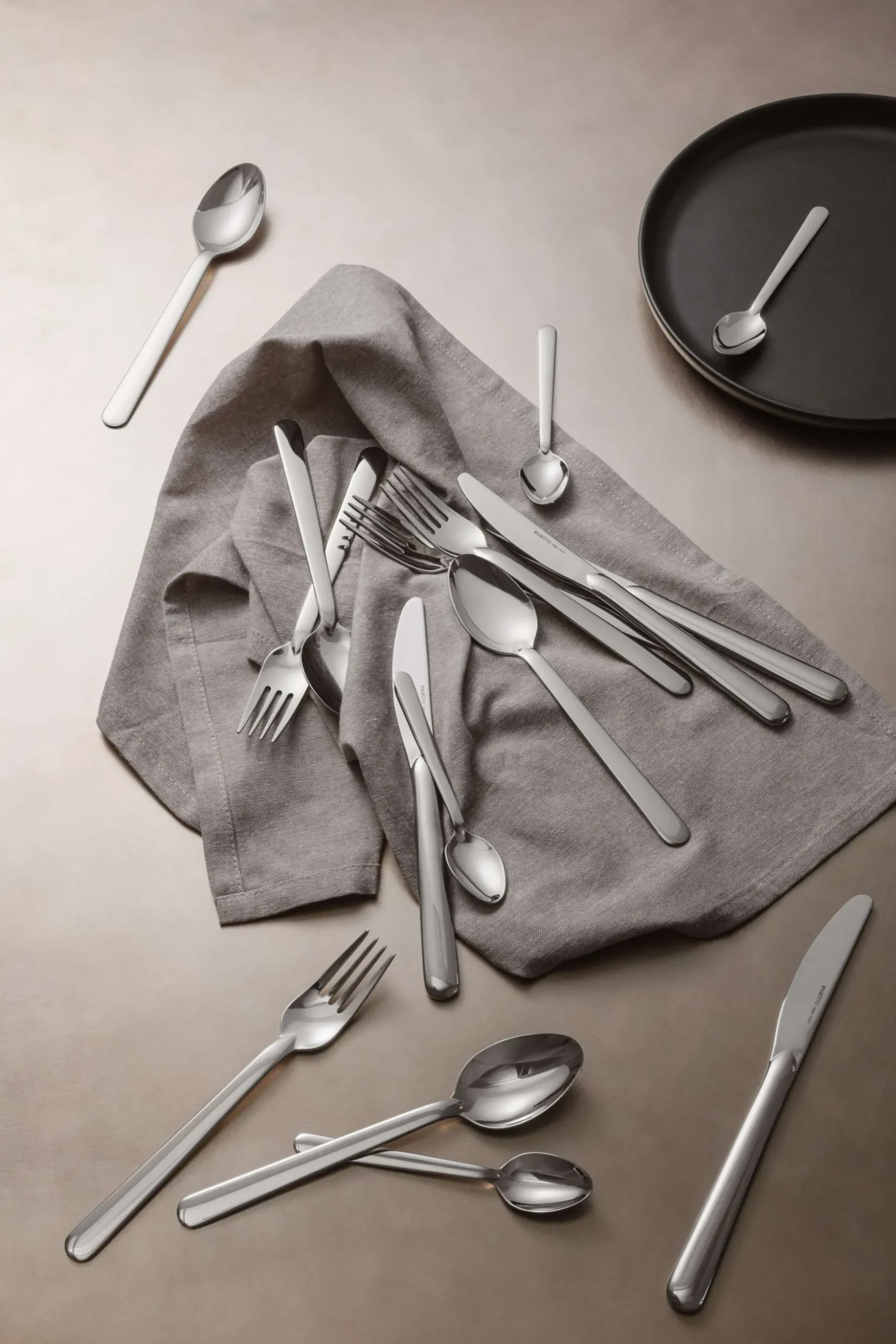 Legio Nova Bestick - 16 delar