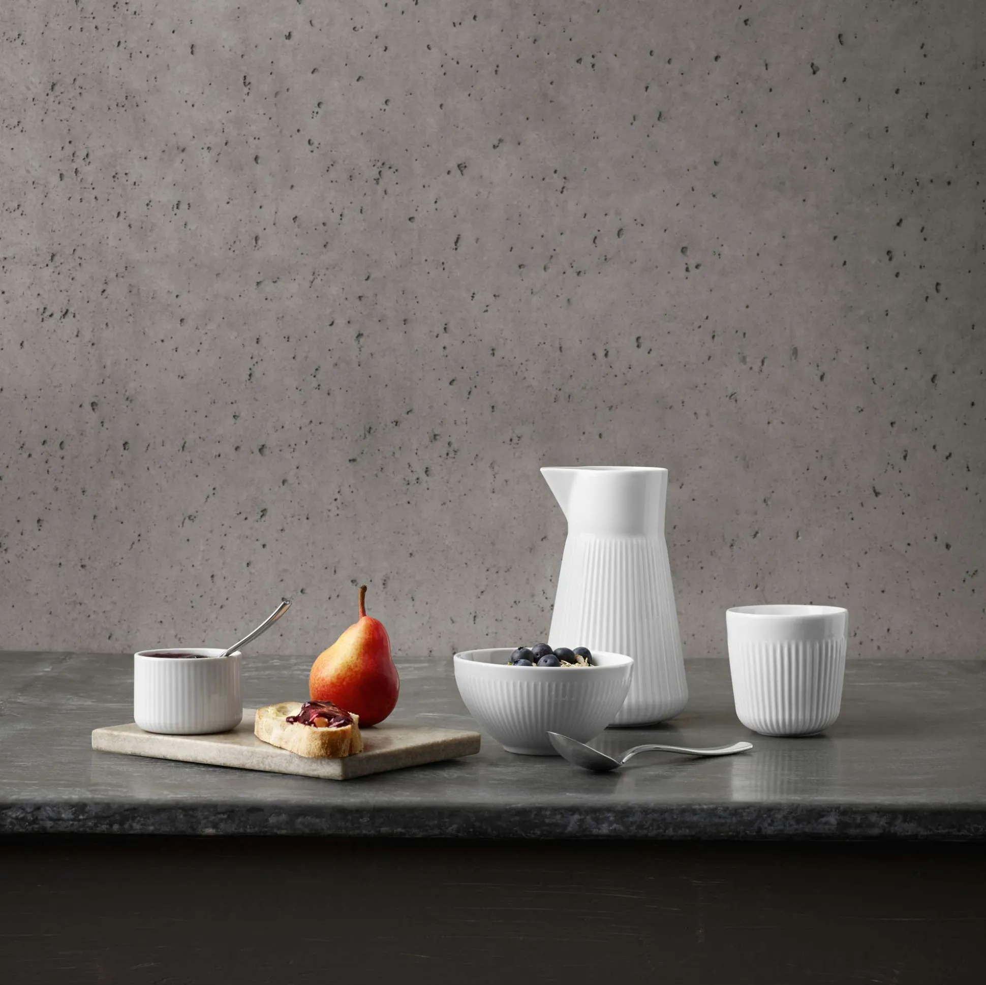 Legio Nova skål med lock