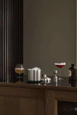 Liquid Lounge Isolerad ishink med sked