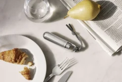 Minidispenser för handdesinfektionsgel - silver