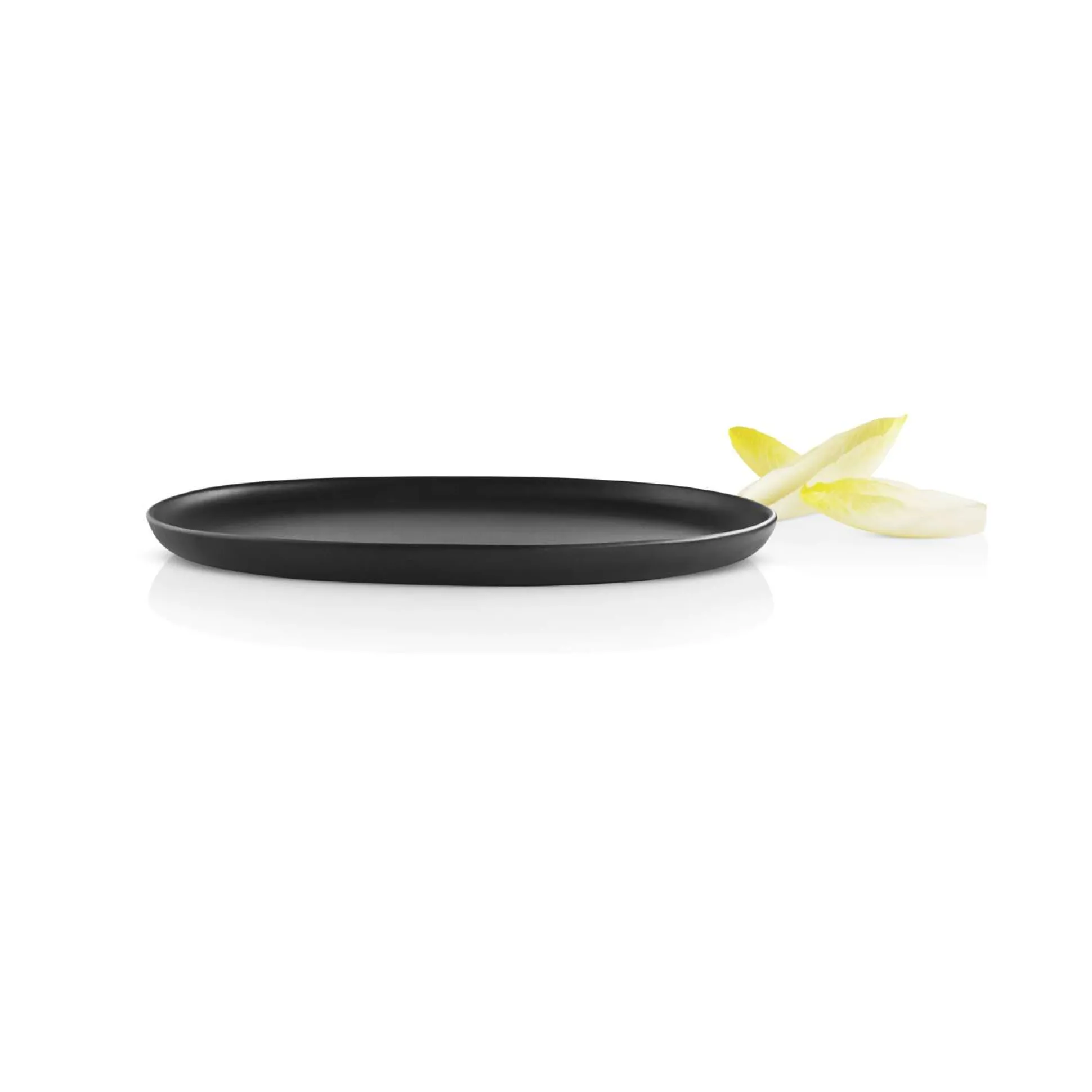 Ovala serveringsfat - Nordic kitchen - 36 cm