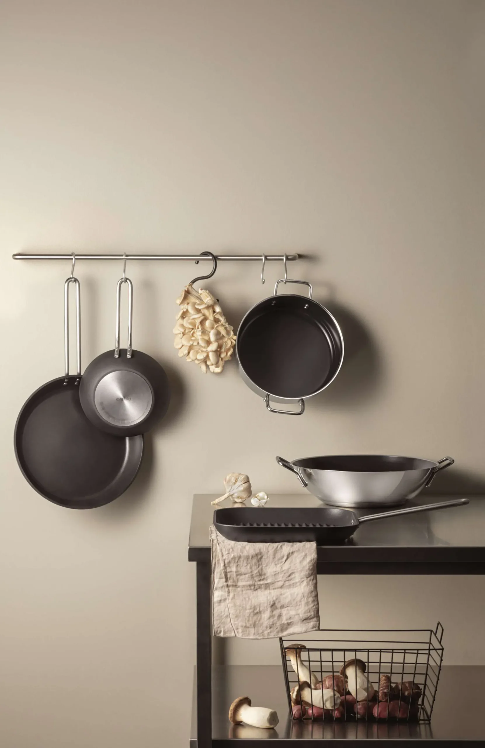 Stainless steel traktörgryta - 24 cm - keramisk Slip-Let®