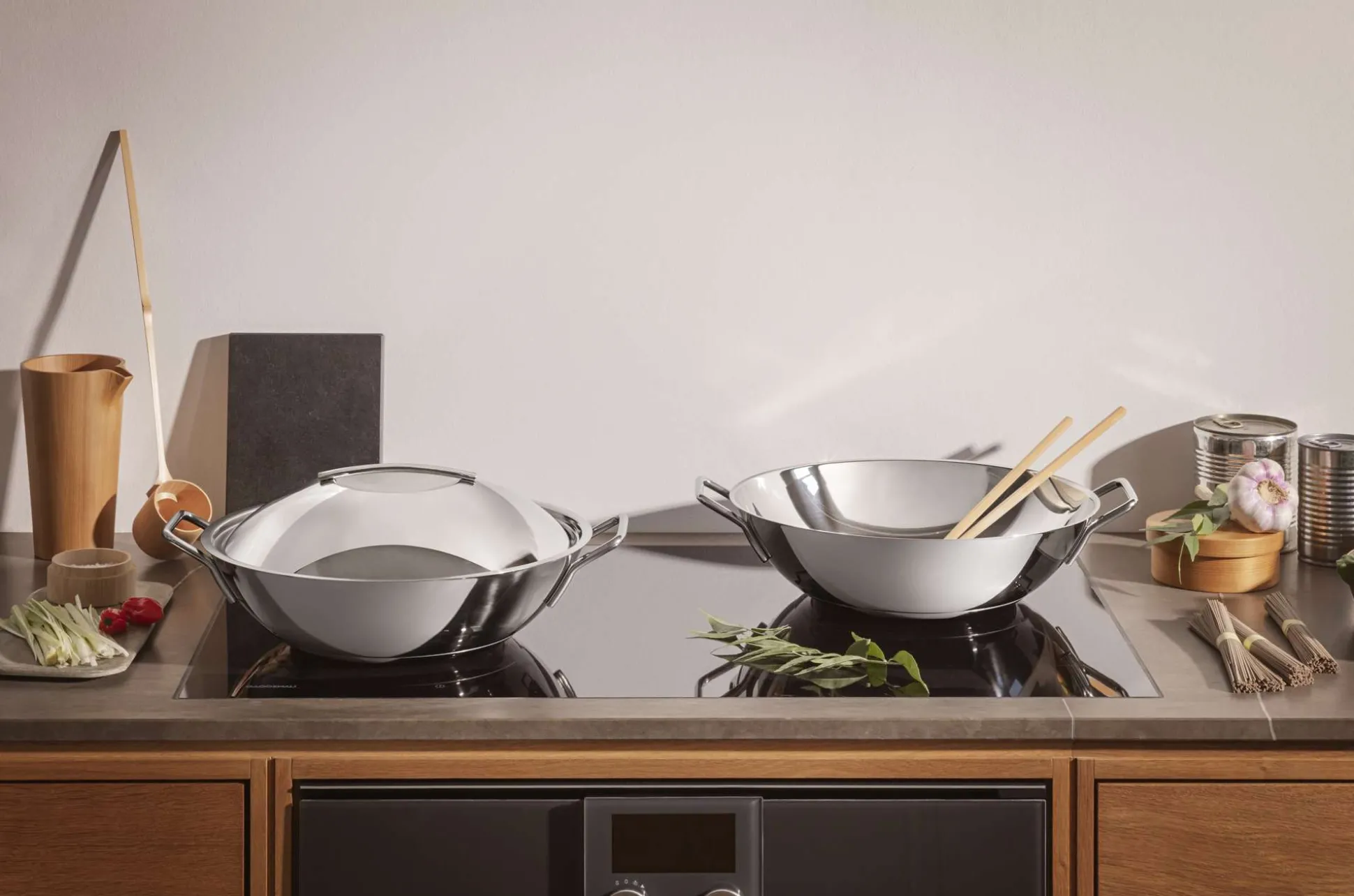 Stainless steel wok - 5 liter