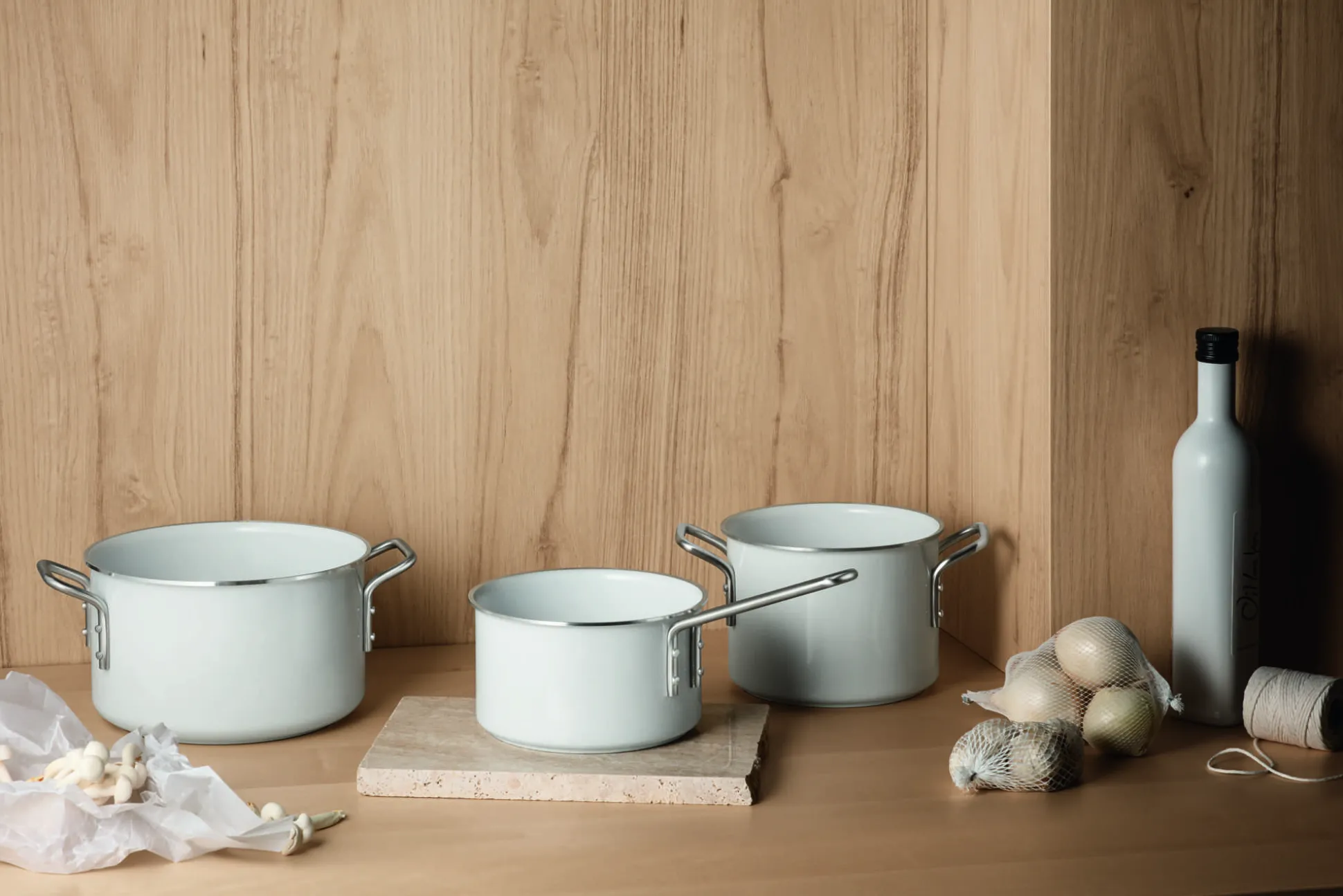 White Line Gryta 2,5 l 16 cm keramisk Slip-Let® beläggning